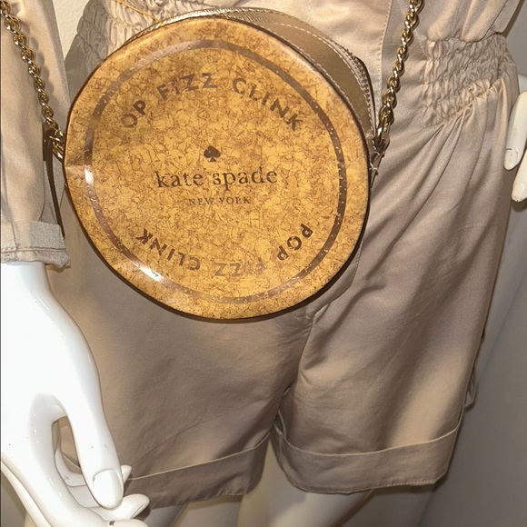 kate spade Handbags - Kate Spade Tan and Gold Crossbody Bag